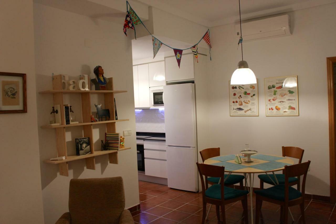 Cozy Apartment City Hall Alicante Exterior photo